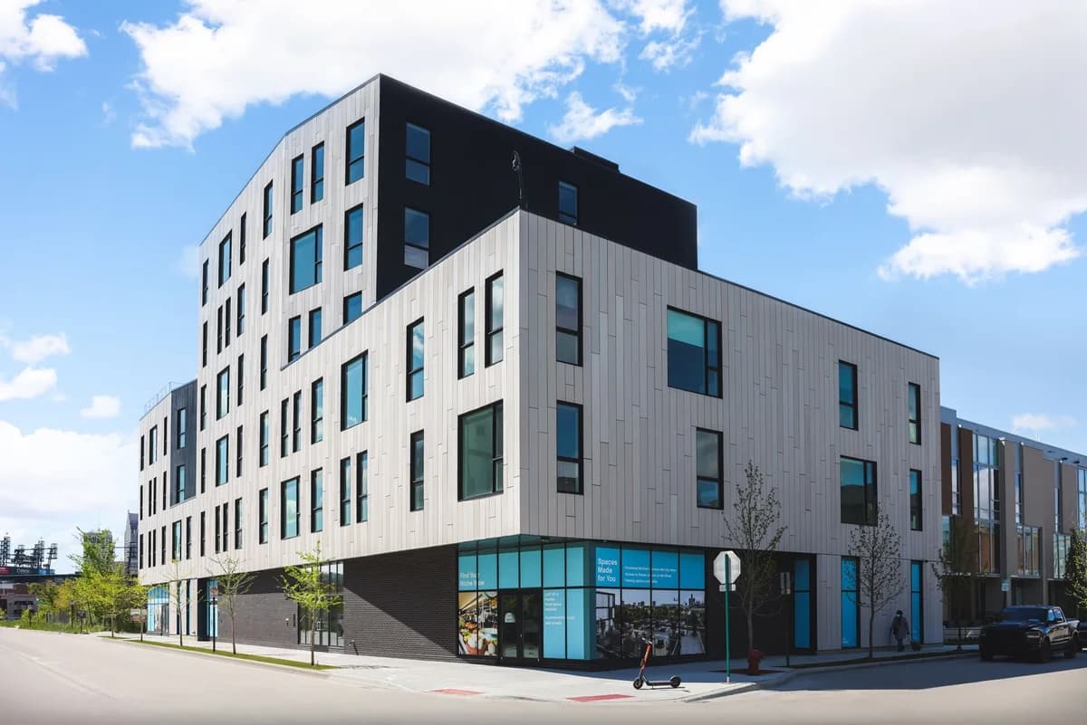 Detroit apartments for rent - image - 2665 Brush Street - J
