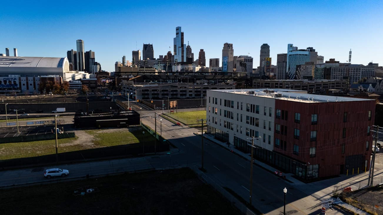 Detroit apartments for rent - image - brushpark_NOV.24-2_oimke1.jpg
