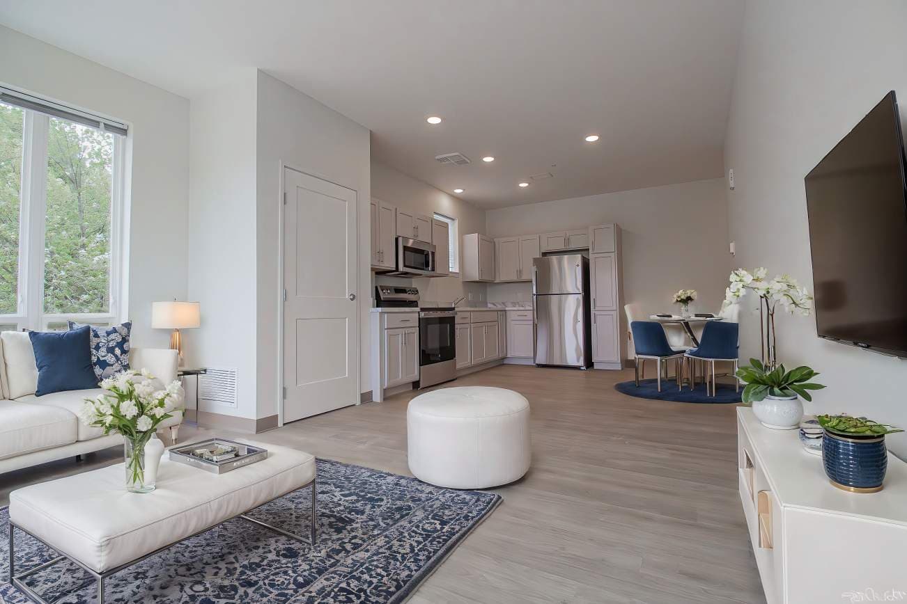 Detroit apartments for rent - image - Virtual_Staging_AI_-_cathedral_OCT.24-14_-_October_3_2024_15_58_1_hqjdcn.jpg