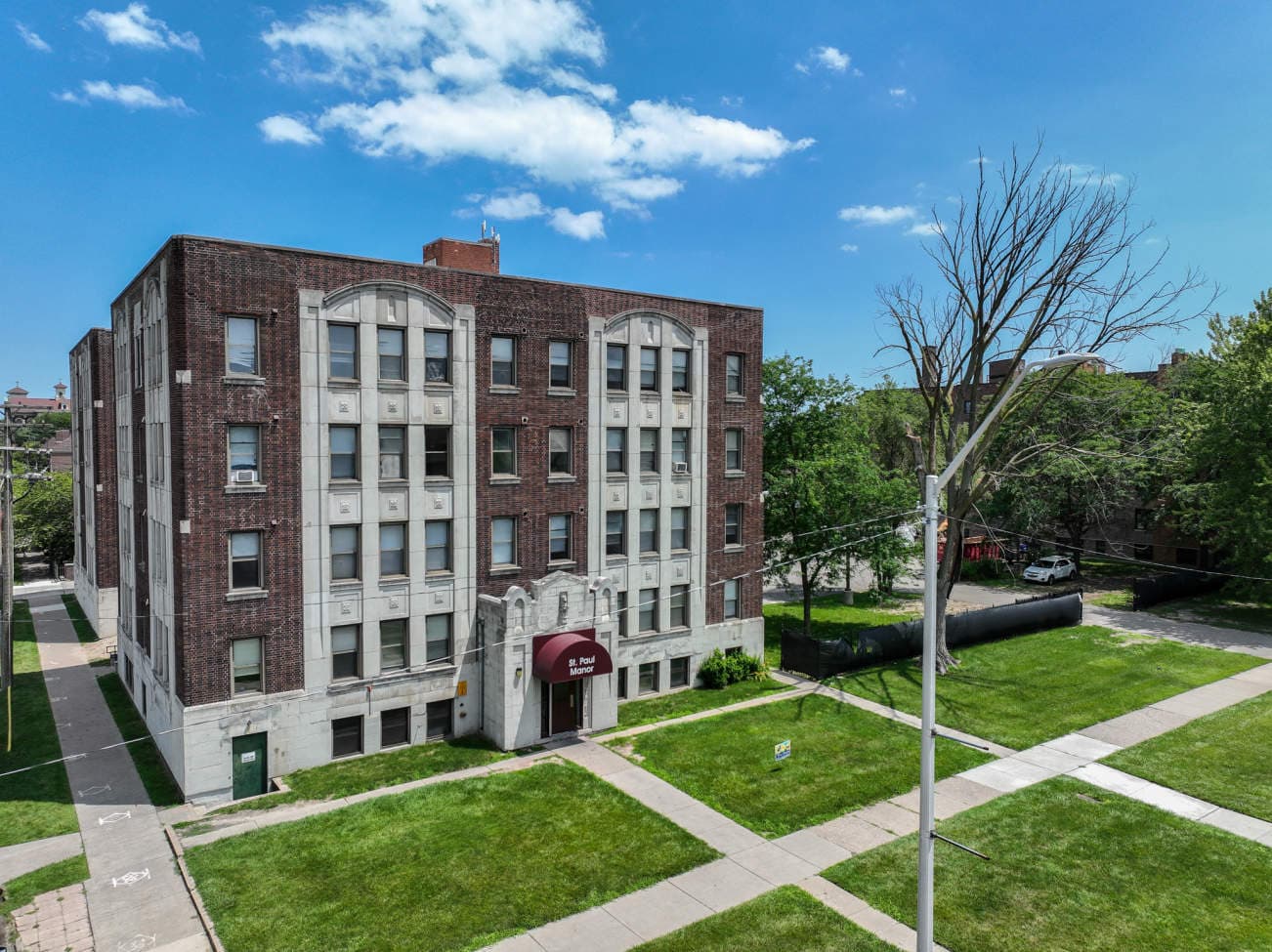 Detroit apartments for rent - image - stpaulmanor_2023-5_zfa2fq.jpg