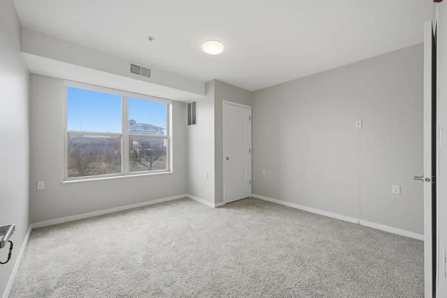 Detroit apartments for rent - image - imgi_54_1774574556769-224905_1BR_HDR-29.webp