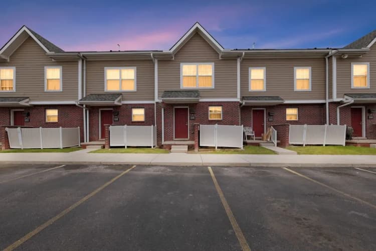 Detroit apartments for rent - image - imgi_61_1776327078738-3S1A6528.webp