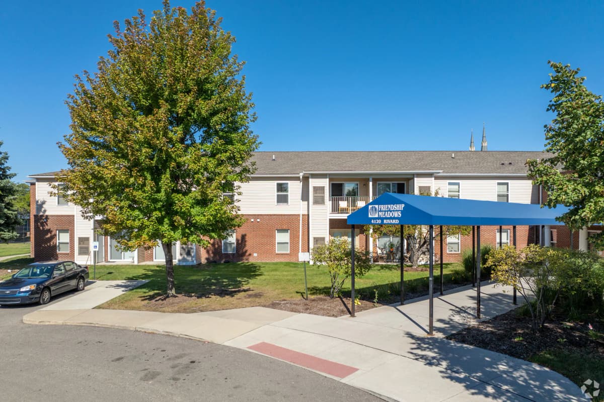 Detroit apartments for rent - image - Exterior Building 3.jpg