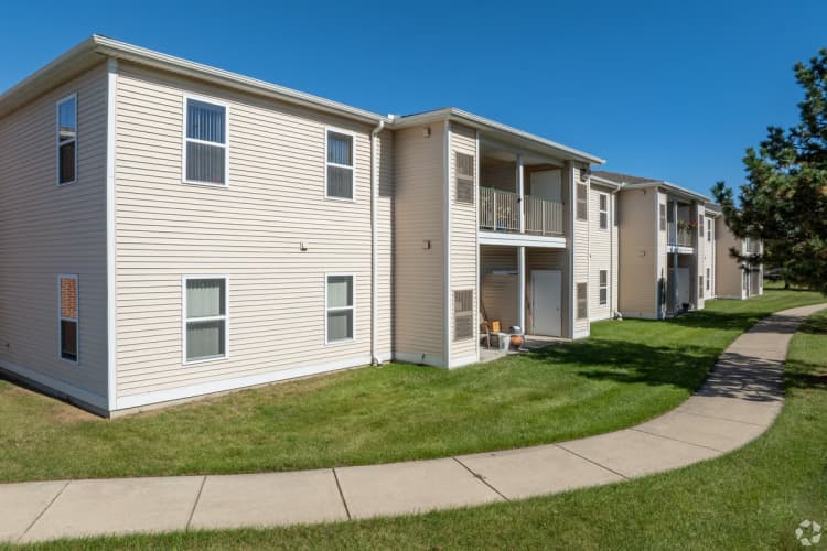Detroit apartments for rent - image - Exterior Building 2.jpg