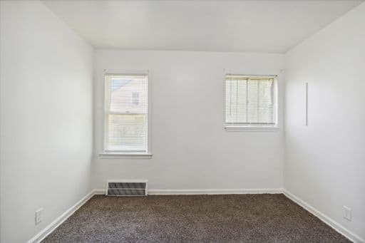 Detroit apartments for rent - Property image - 19400 Harlow - 2