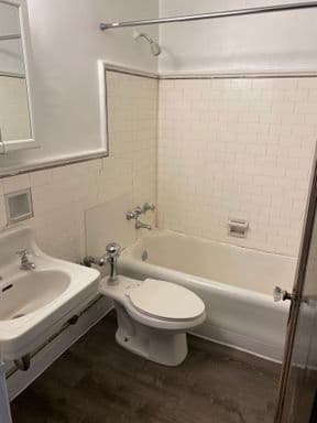 Detroit apartments for rent - Property image - 120 Glynn Ct. - 2