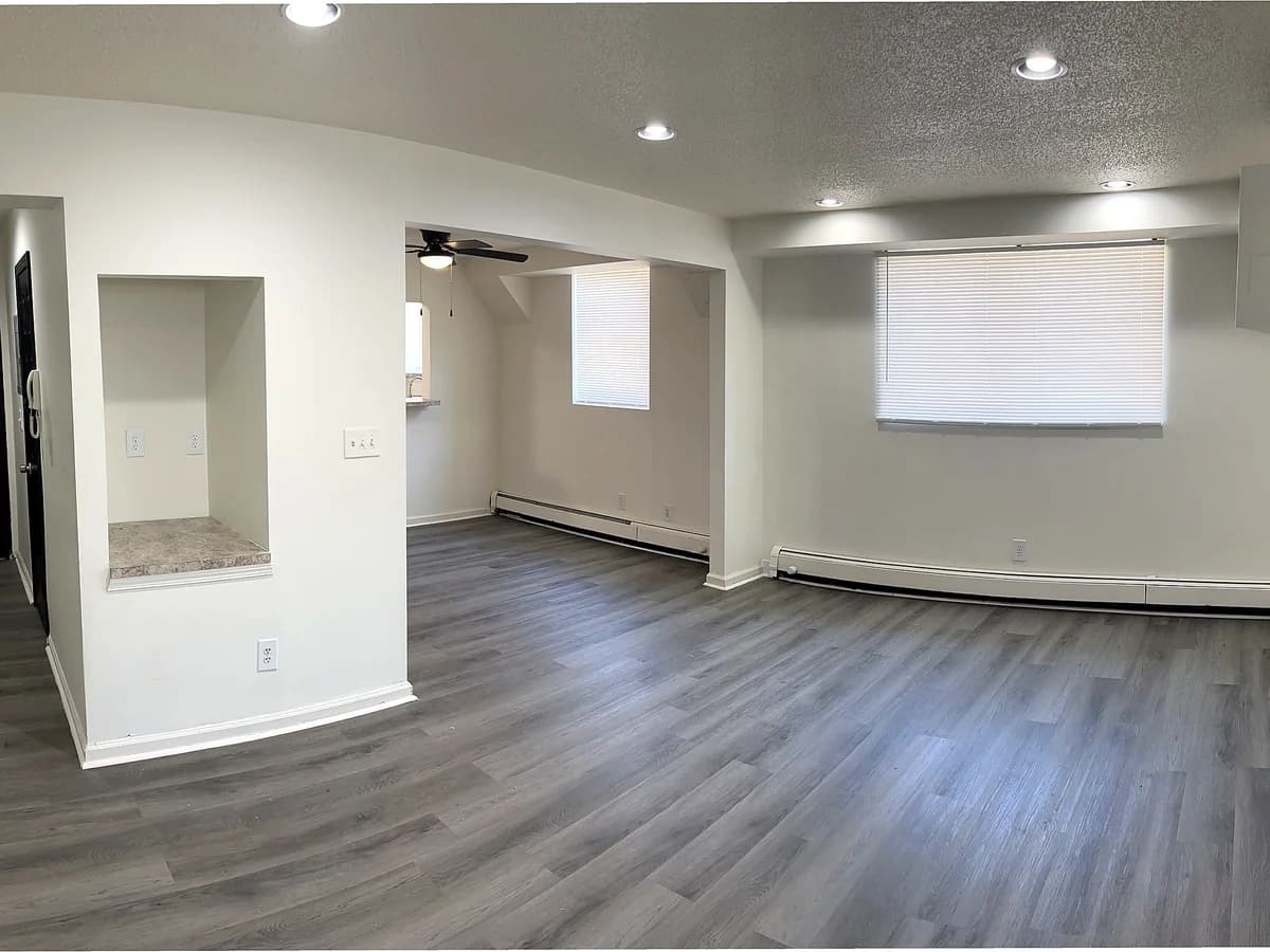 Detroit apartments for rent - image - baxter_07_living.jpg