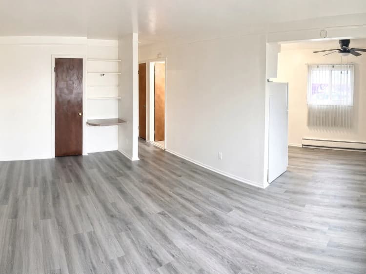 Detroit apartments for rent - image - grand_02_living.jpg