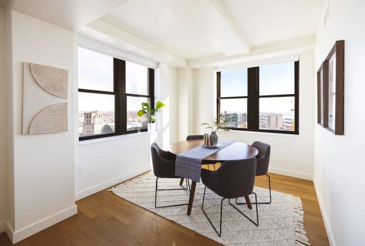 Detroit apartments for rent - image - Two bedroom penthouse dining area