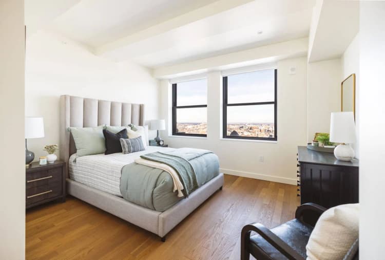 Detroit apartments for rent - image - Two bedroom penthouse bedroom with city views