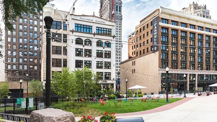 Detroit apartments for rent - image - Capitol Park