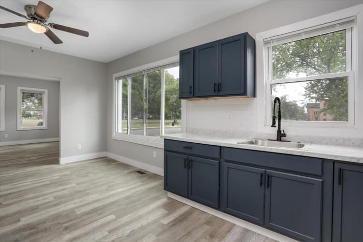 Detroit apartments for rent - image - 13-5122 W Chicago Detroit 0009.jpg