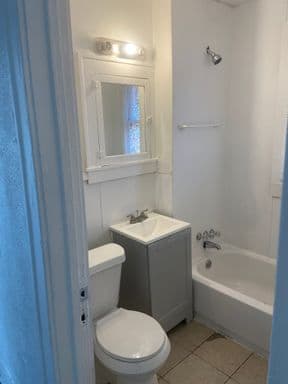 Detroit apartments for rent - Property image - 18475 Wexford - 2