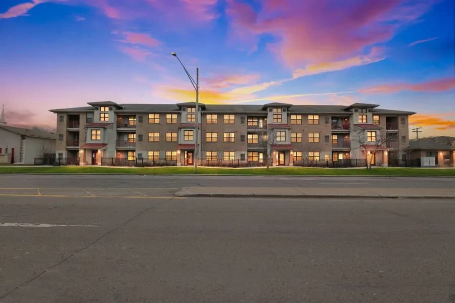 Detroit apartments for rent - image - imgi_63_1775136099379-3S1A5331-dusk.webp