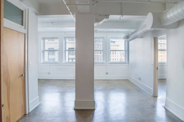 Detroit apartments for rent - image - Large Living Space With Windows
