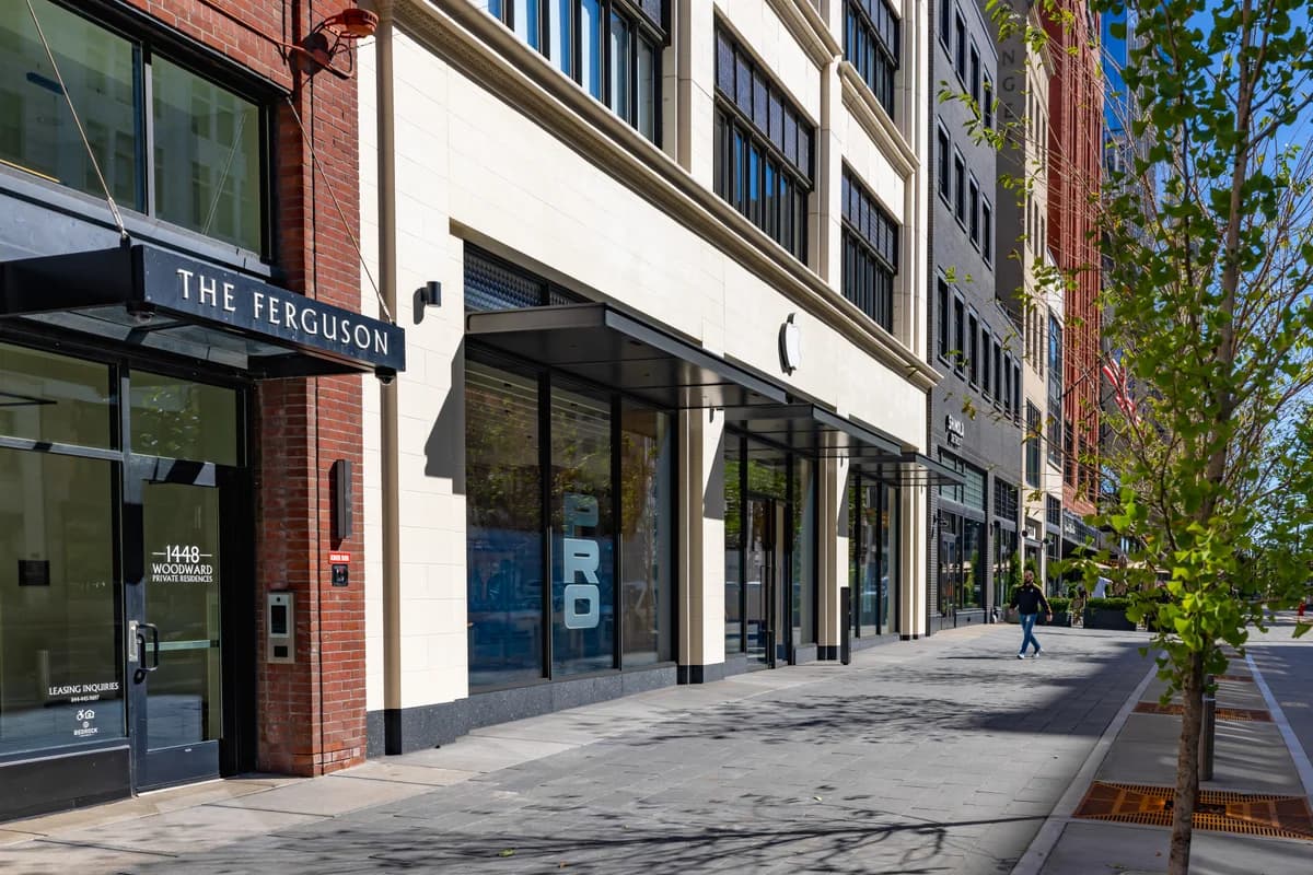 Detroit apartments for rent - image - The Apple Store next to The Ferguson