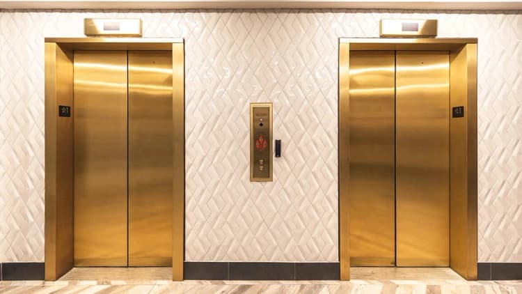 Detroit apartments for rent - image - Elevator area