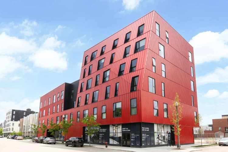 Detroit apartments for rent - image - 320 Edmund Place - A
