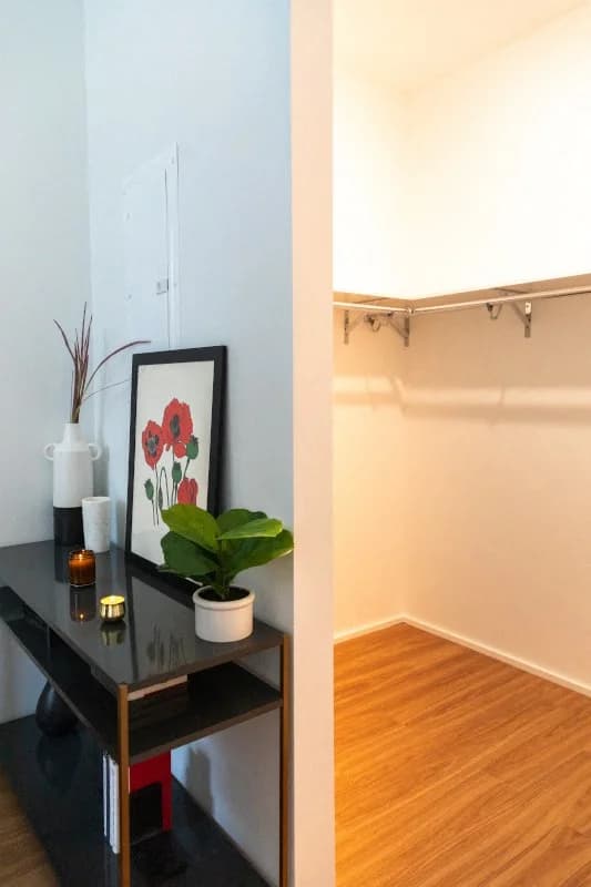Detroit apartments for rent - image - yardi_image_1789454820389_12_18415252