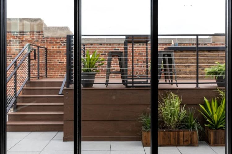 Detroit apartments for rent - image - Roof Terrace