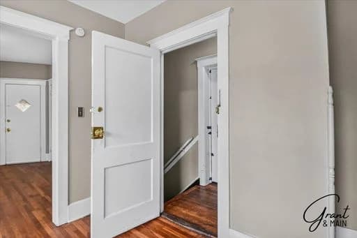 Detroit apartments for rent - Property image - 1943 W Bethune - 3
