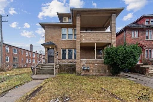 Detroit apartments for rent - Property image - 2433 Pasadena St. - 1
