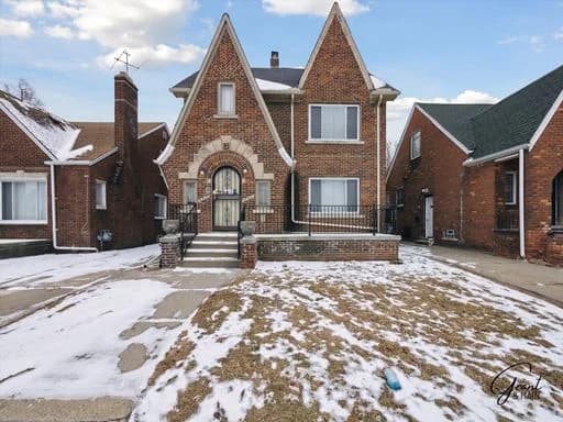 Detroit apartments for rent - Property image - 16831 Mendota - 1