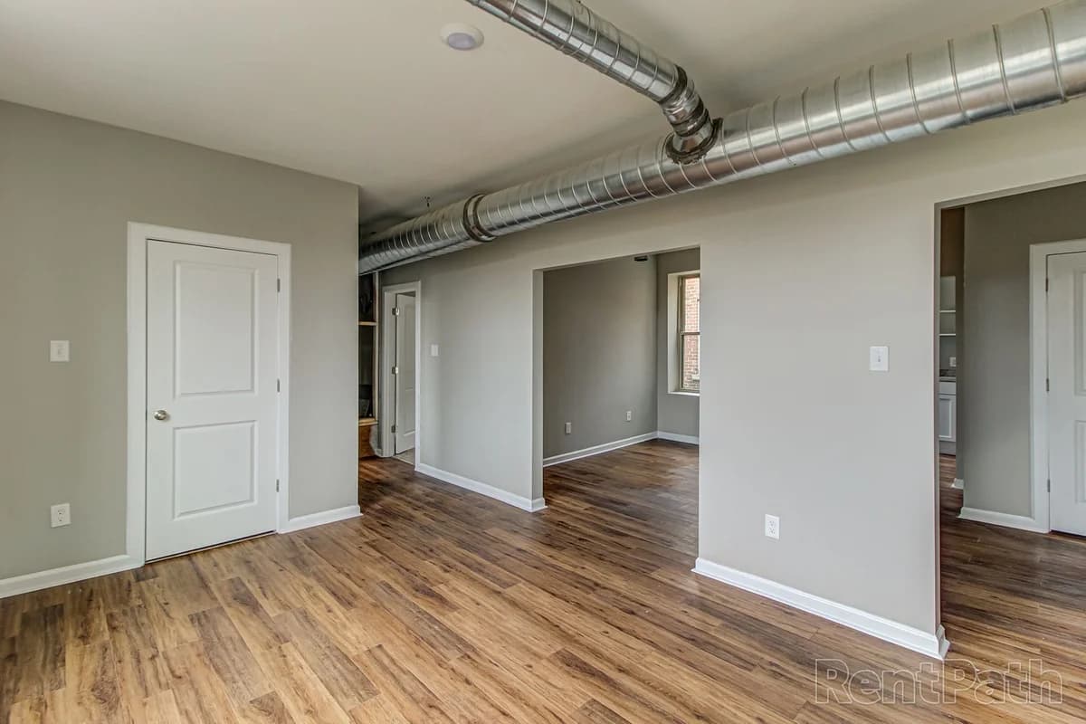 Detroit apartments for rent - Property image - 1442 Calvert - 2