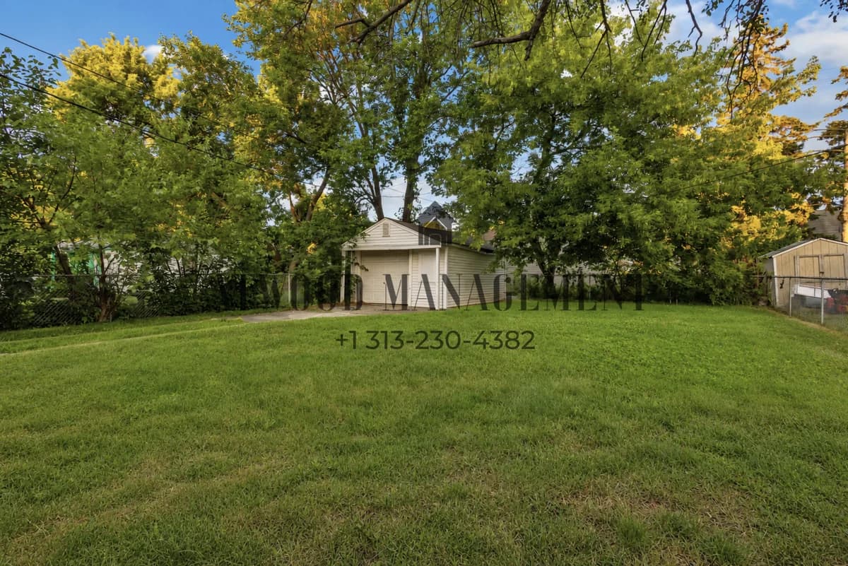 Detroit apartments for rent - Property image - 20255 Harned St - 3