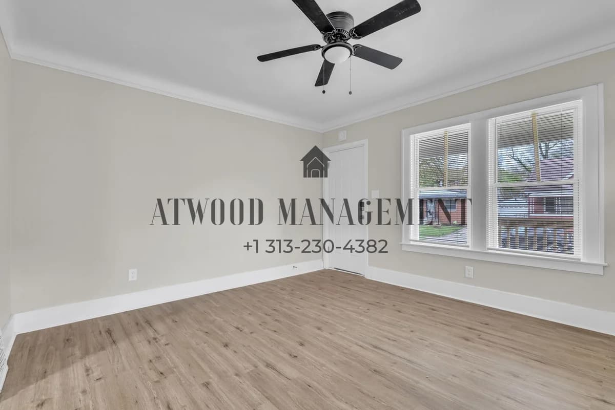 Detroit apartments for rent - Property image - 16582 Santa Rosa Dr - 2