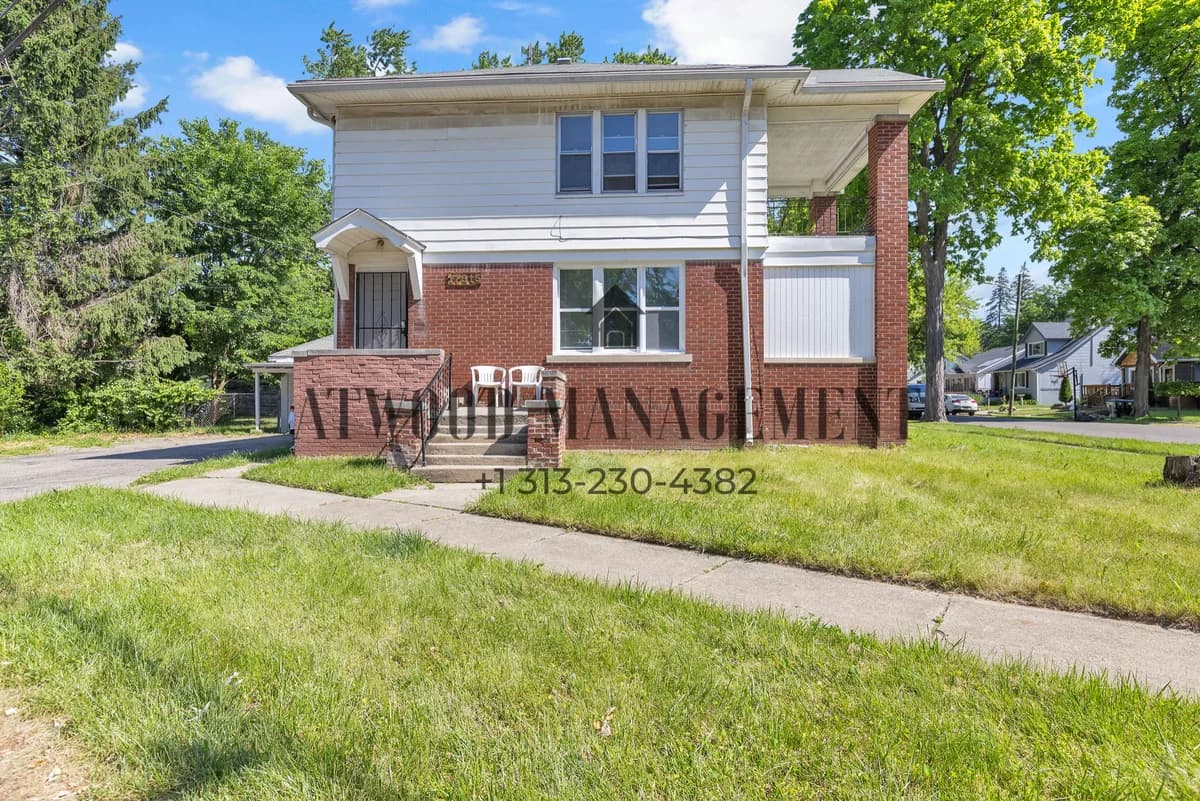 Detroit apartments for rent - Property image - 17815 McIntyre St - 1