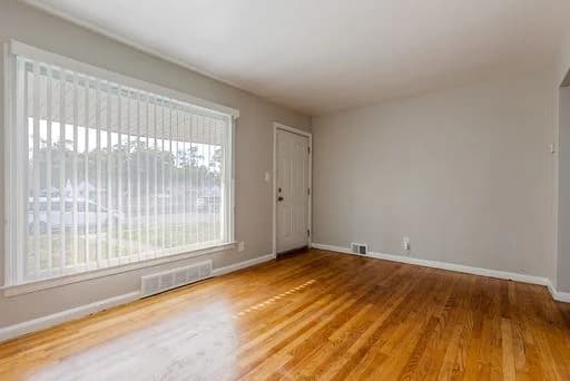 Detroit apartments for rent - Property image - 19918 Southfield Fwy - 2