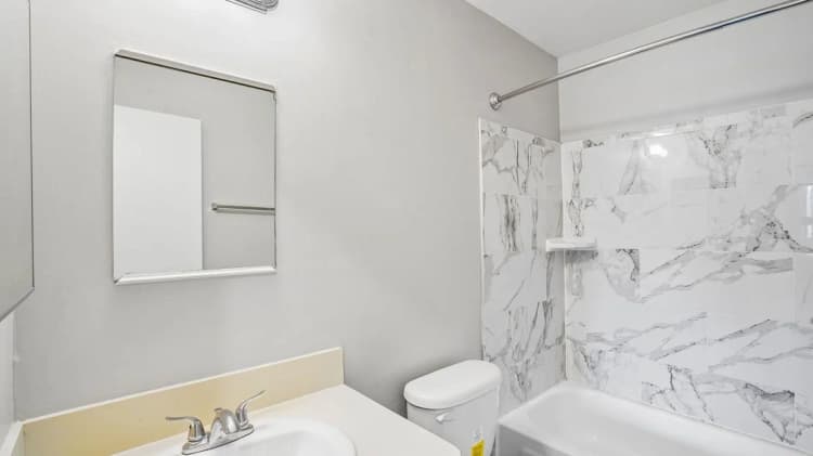 Detroit apartments for rent - image - 57-custom-Chrysler-Dr-Unit-6-S2904-014.jpg