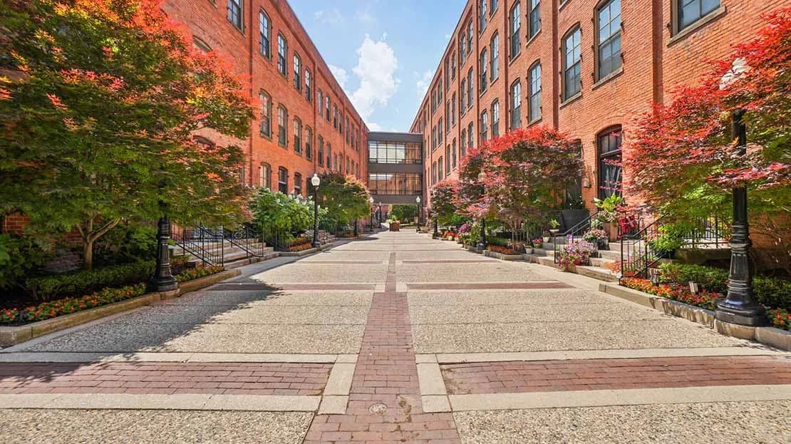 Detroit apartments for rent - image - River-Place-Exterior.jpg