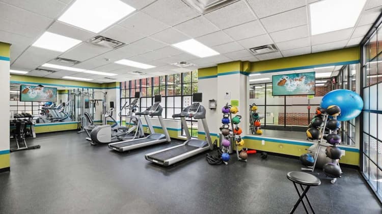Detroit apartments for rent - image - River-Place-Fitness.jpg