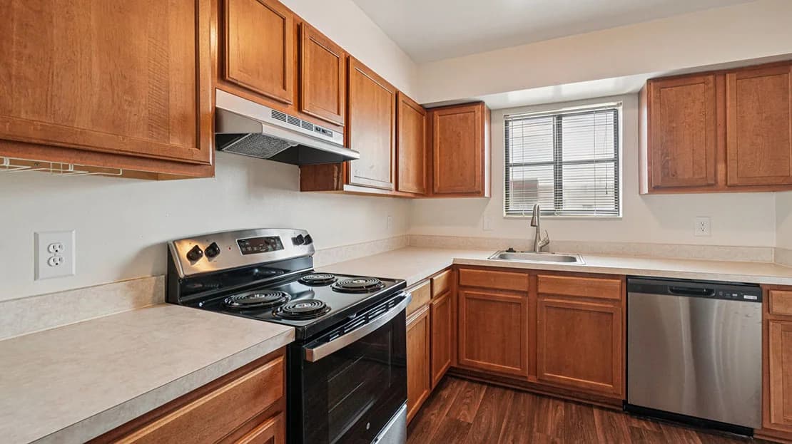 Detroit apartments for rent - Property image - River Place Luxury Apartments - 3