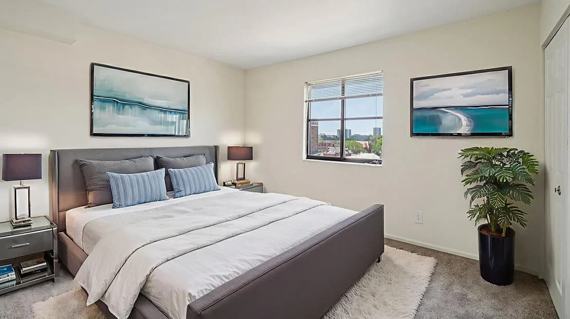 Detroit apartments for rent - Property image - River Place Luxury Apartments - 2