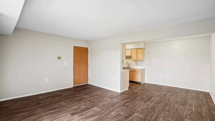 Detroit apartments for rent - image - 4-custom-1931-Chene-Ct-Unit-302-S2304-004.jpg