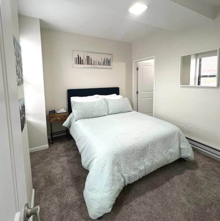 Detroit apartments for rent - image - The-Ashley-SFR-Bedroom-2.jpg