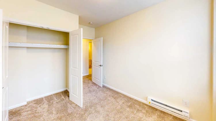 Detroit apartments for rent - image - Ashley-Bedroom-Unit-607.jpg