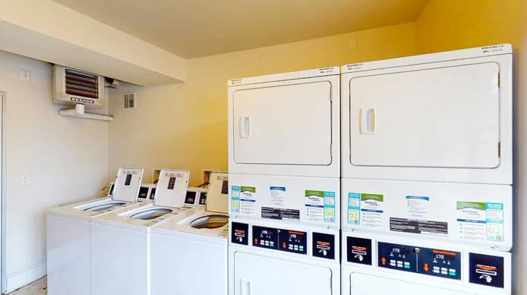 Detroit apartments for rent - image - Ashley-Laundry.jpg