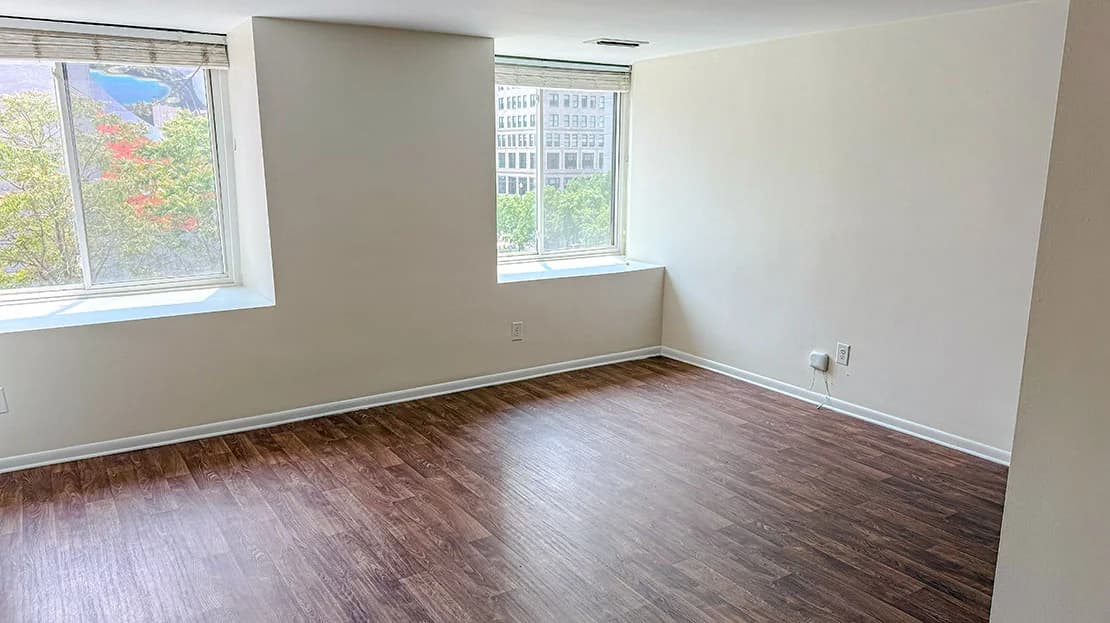 Detroit apartments for rent - Property image - Claridge Apartments - 2