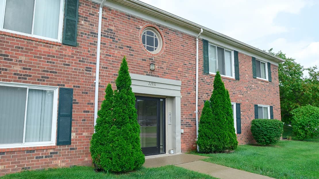 Detroit apartments for rent - Property image - Harper Square Apartments - 2