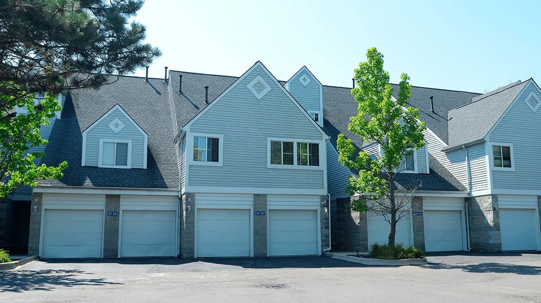 Detroit apartments for rent - Property image - Grayhaven Marina Village - 2
