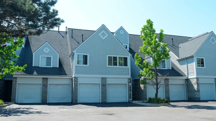 Detroit apartments for rent - image - grayhavenmarina-exterior1.jpg