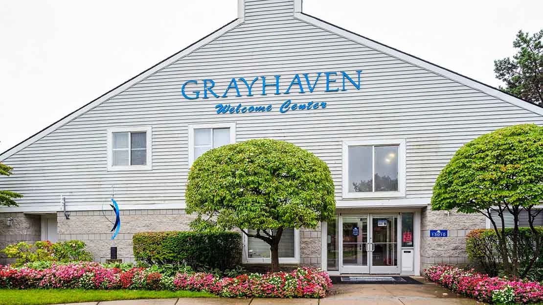 Detroit apartments for rent - Property image - Grayhaven Marina Village - 3