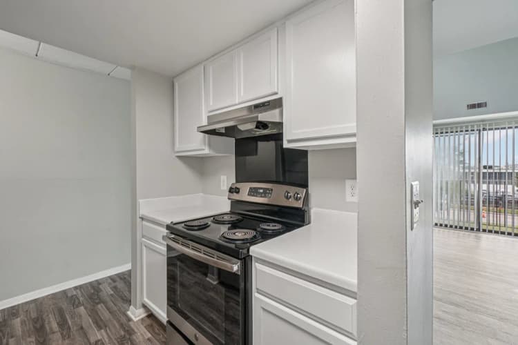 Detroit apartments for rent - image - 11-web-or-mls-1531 Larned St Unit Loft-2106-007.jpg