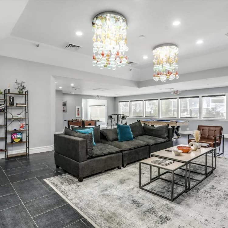 Detroit apartments for rent - image - 04-5777_Southfield_Fwy_Detroit_clubhouse_0004_eincb2.webp