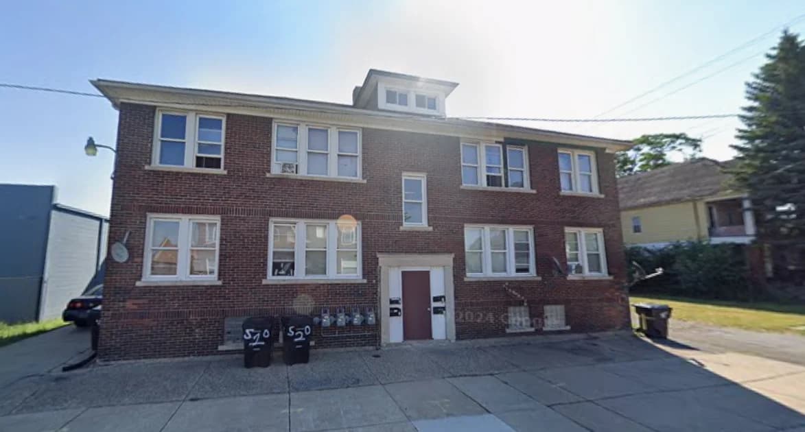 Detroit apartments for rent - image - Saint Clair Commons 1.png