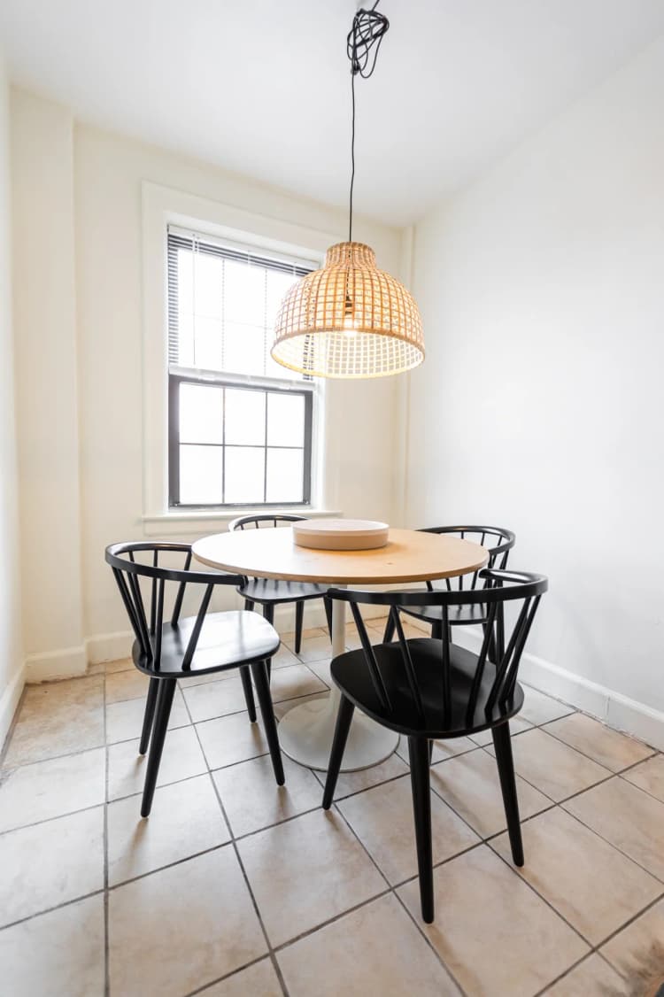 Detroit apartments for rent - image - 1130Holcomb-142-Bf9YQ2mR.jpg
